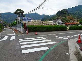 横断歩道の完成です！